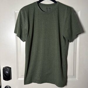 Kingstead L Short Sleeved Green Crewneck Casual Work T-shirt Royally Comfortable